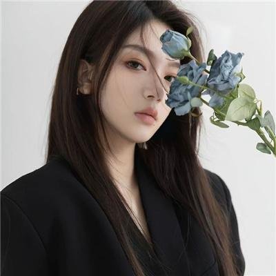 女神蒙上眼